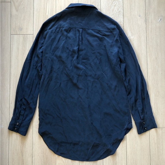 Coach Silk Ruffle Tuxedo Button Down Shirt in Navy Size 8 - Picture 12 of 13